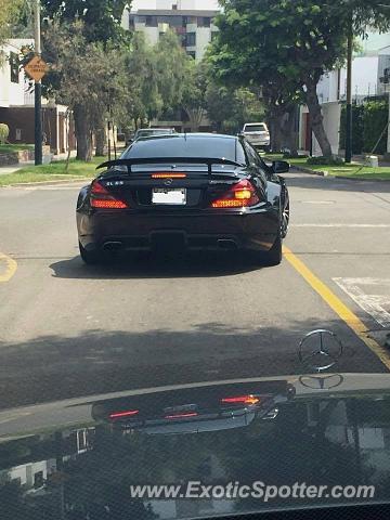 Mercedes SL 65 AMG spotted in Lima, Peru