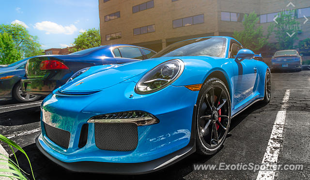 Porsche 911 GT3 spotted in Birmingham, Michigan