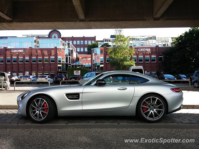 Mercedes SLS AMG spotted in Hamburg, Germany