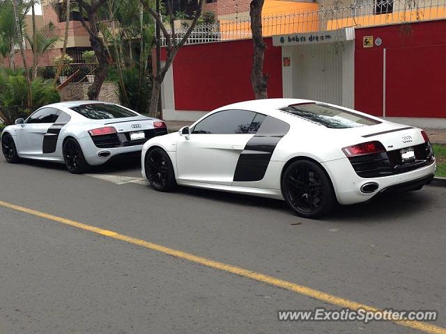 Audi R8 spotted in Lima, Peru