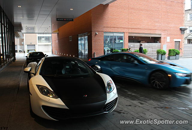 Mclaren MP4-12C spotted in Toronto, Canada