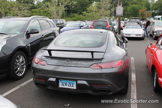 Mercedes SLS AMG spotted in Greenwich, Connecticut