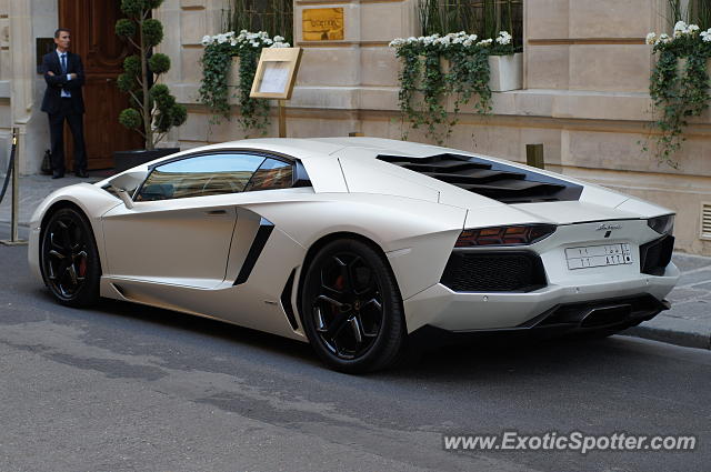 Lamborghini Aventador spotted in Paris, France