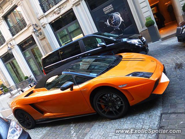 Lamborghini Gallardo spotted in Milano, Italy