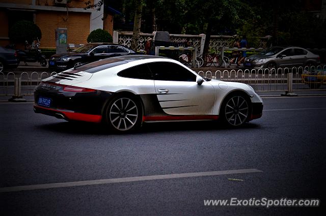 Porsche 911 spotted in Beijing, China