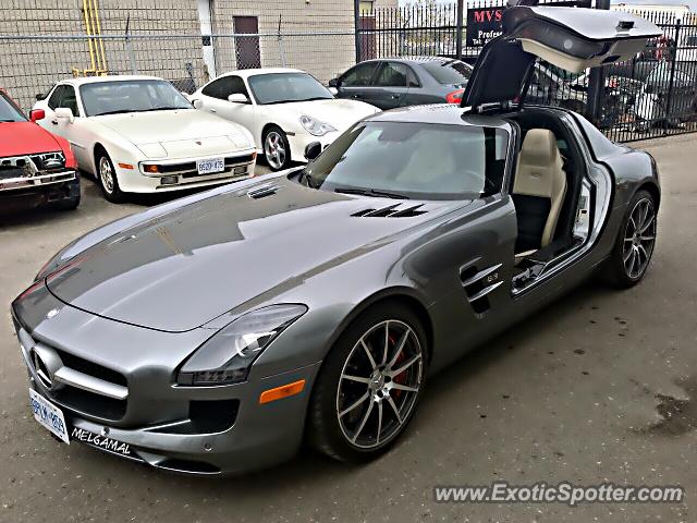 Mercedes SLS AMG spotted in Toronto, Canada