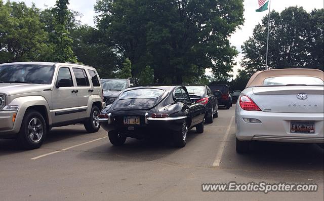 Jaguar E-Type spotted in Cincinnati, Ohio