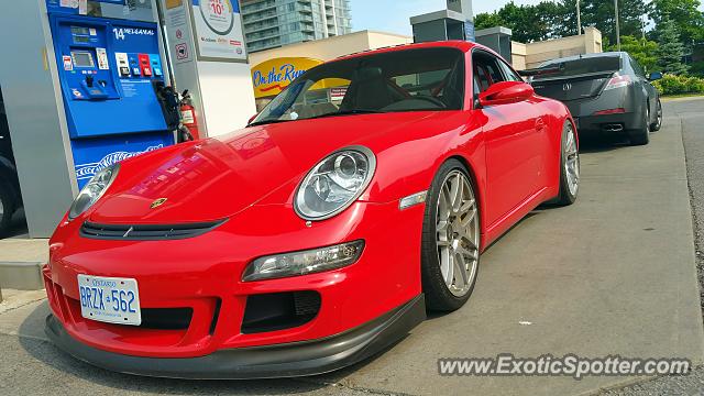 Porsche 911 GT3 spotted in Toronto, Canada