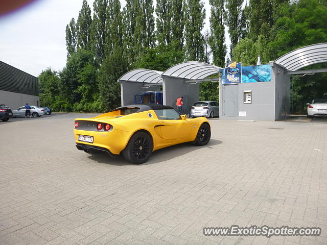 Lotus Elise spotted in Huy, Belgium