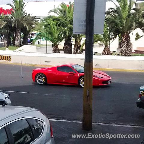 Ferrari 458 Italia spotted in Lima, Peru