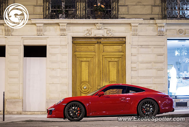 Porsche 911 spotted in Paris, France