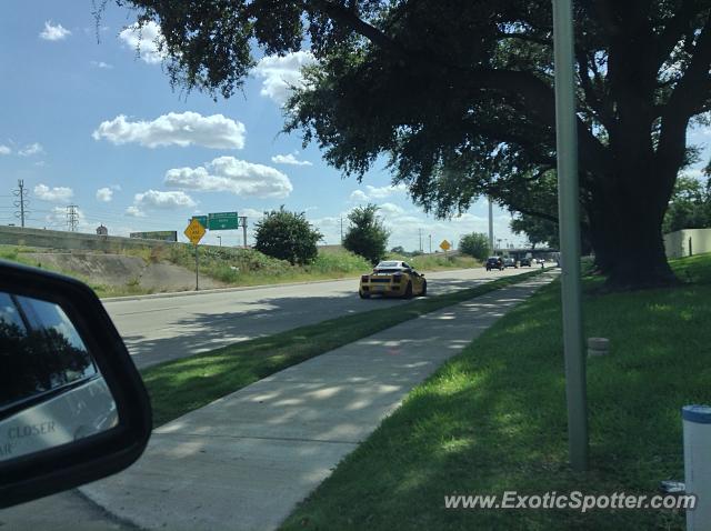 Lamborghini Gallardo spotted in Houston, Texas