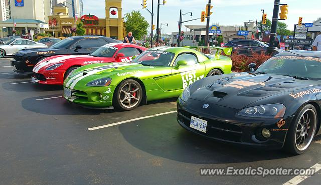 Dodge Viper spotted in Niagara Falls, Canada