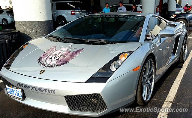 Lamborghini Gallardo spotted in Niagara Falls, Canada