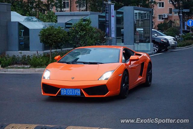 Lamborghini Gallardo spotted in Qingdao, China