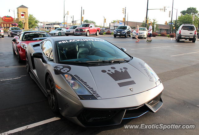 Lamborghini Gallardo spotted in Niagara Falls, Canada