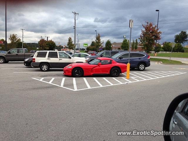 Dodge Viper spotted in Chattanooga, Tennessee