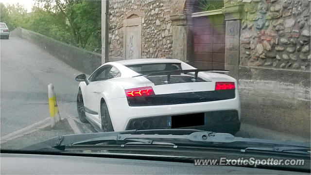 Lamborghini Gallardo spotted in Lombardy, Italy