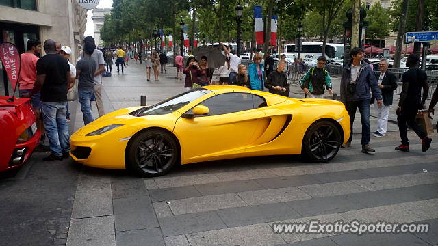 Mclaren MP4-12C spotted in Paris, France