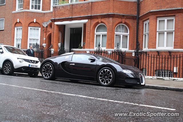 Bugatti Veyron spotted in London, United Kingdom