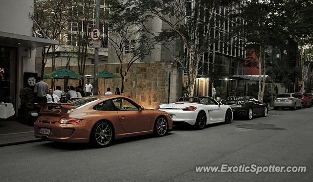 Porsche 911 GT3 spotted in São Paulo, Brazil