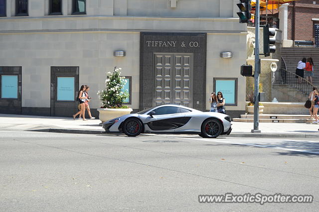 Mclaren P1 spotted in Beverly Hills, California