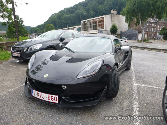 Lotus Elise spotted in Huy, Belgium