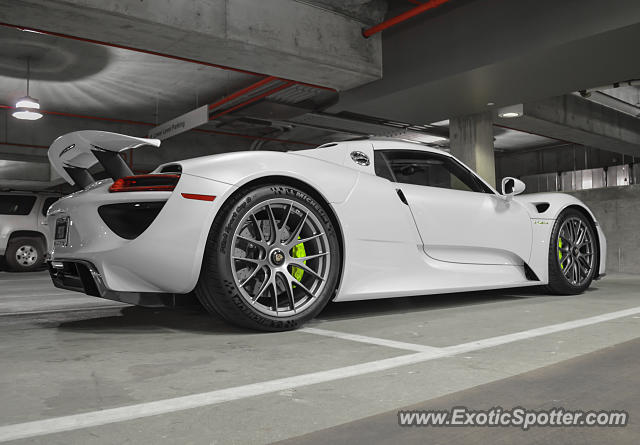 Porsche 918 Spyder spotted in Dallas, Texas