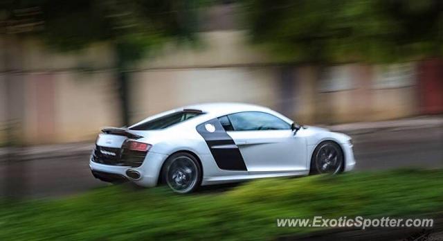 Audi R8 spotted in Dhaka, Bangladesh