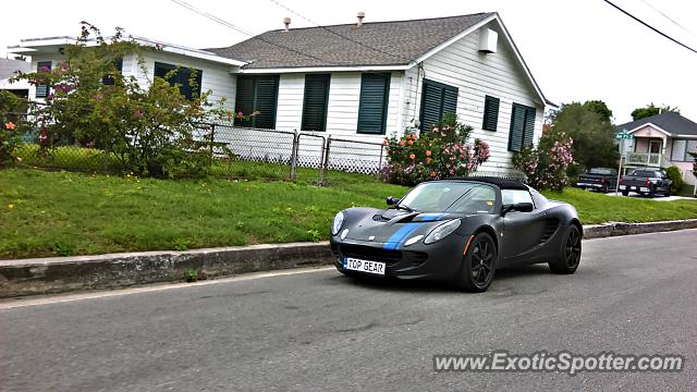 Lotus Elise spotted in Galveston, Texas