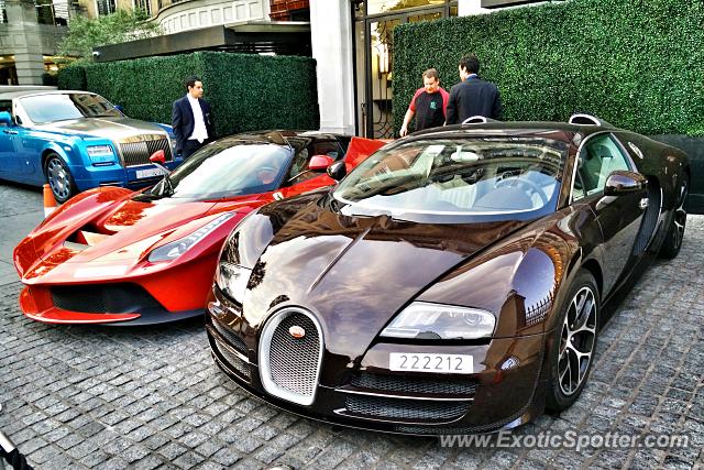 Bugatti Veyron spotted in London, United Kingdom