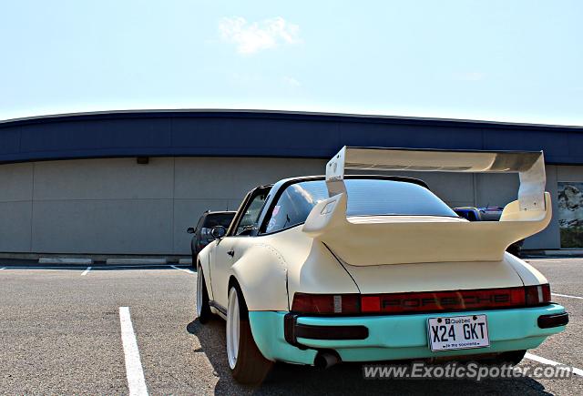 Porsche 911 spotted in St-Hyacinte, QC, Canada