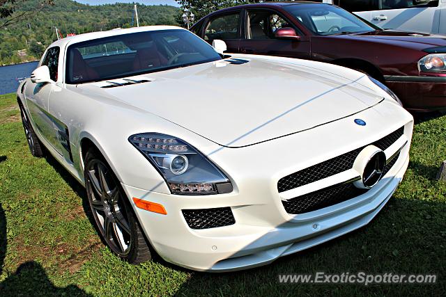 Mercedes SLS AMG spotted in Shawinigan, QC, Canada