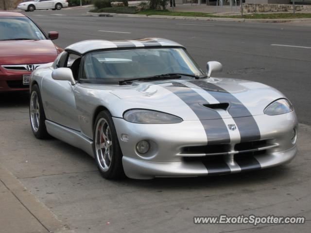 Dodge Viper spotted in Austin, Texas