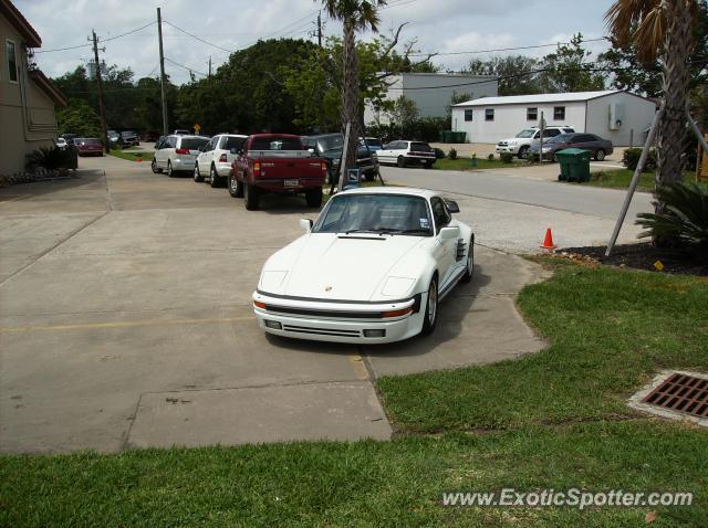 Porsche 911 spotted in Seabrook, Texas