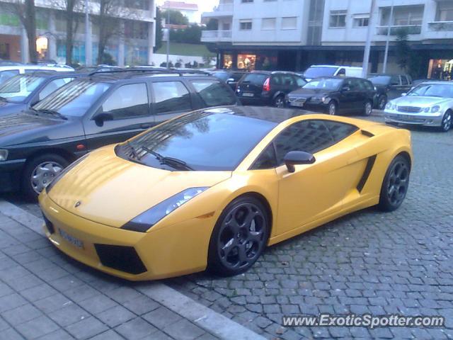 Lamborghini Gallardo spotted in Porto, Portugal