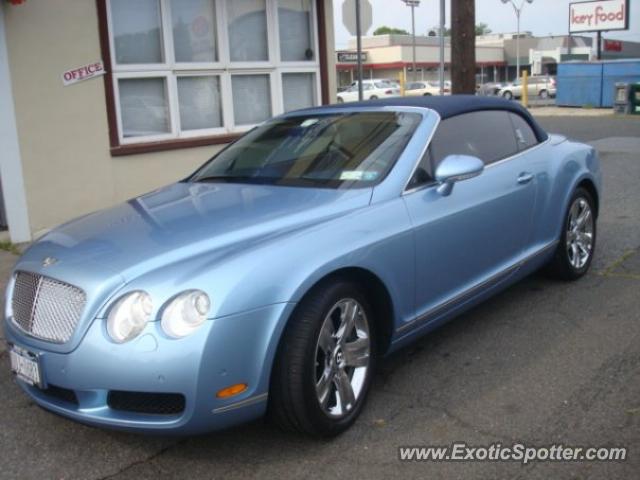 Bentley Continental spotted in Woodmere, New York