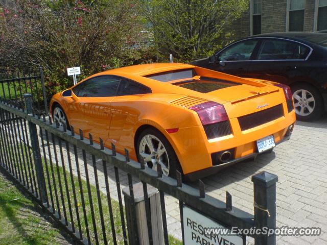 Lamborghini Gallardo spotted in London Ontario, Canada