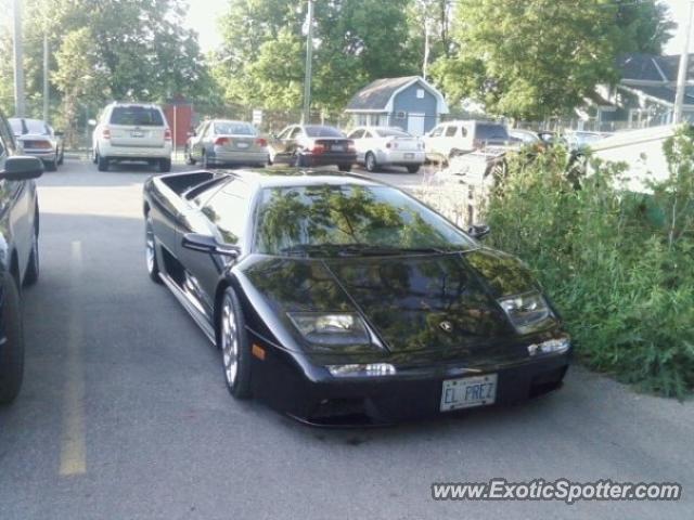 Lamborghini Diablo spotted in London Ontario, Canada