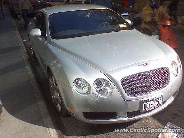 Bentley Continental spotted in Manhatan, New York