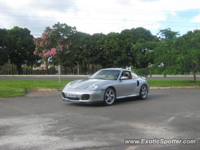 Porsche 911 Turbo spotted in Brasília, Brazil