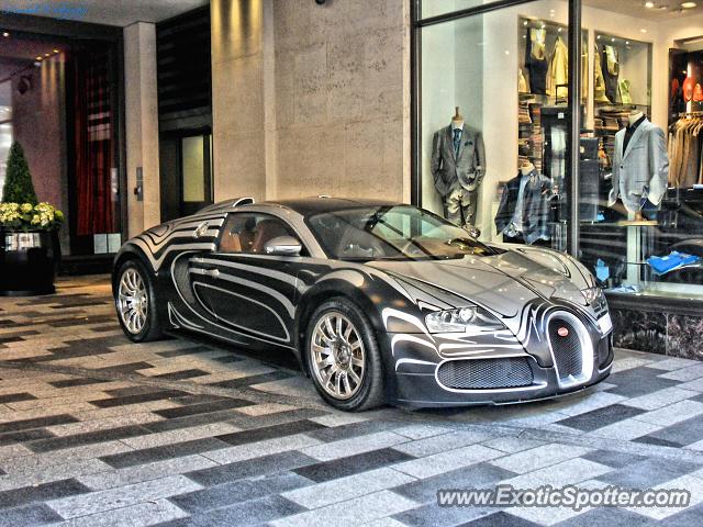 Bugatti Veyron spotted in London, United Kingdom