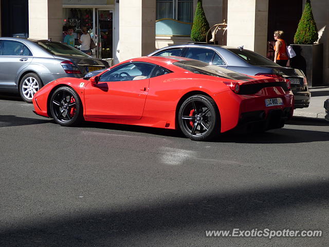 Ferrari 458 Italia spotted in PARIS, France