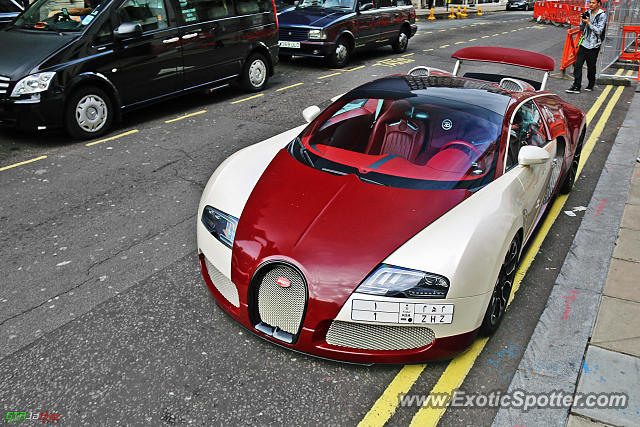 Bugatti Veyron spotted in London, United Kingdom