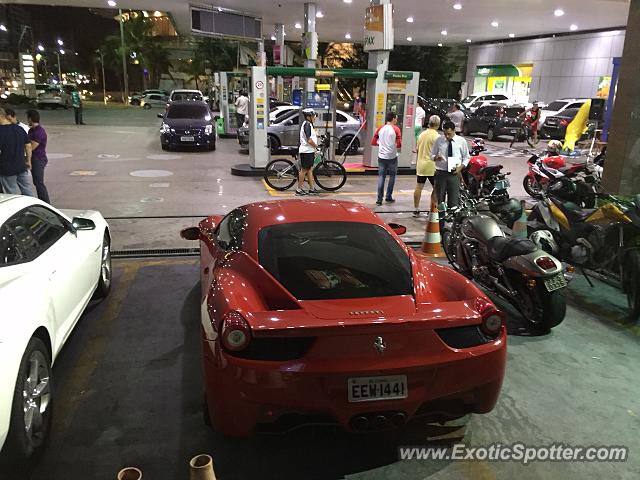 Ferrari 458 Italia spotted in Fortaleza, Brazil