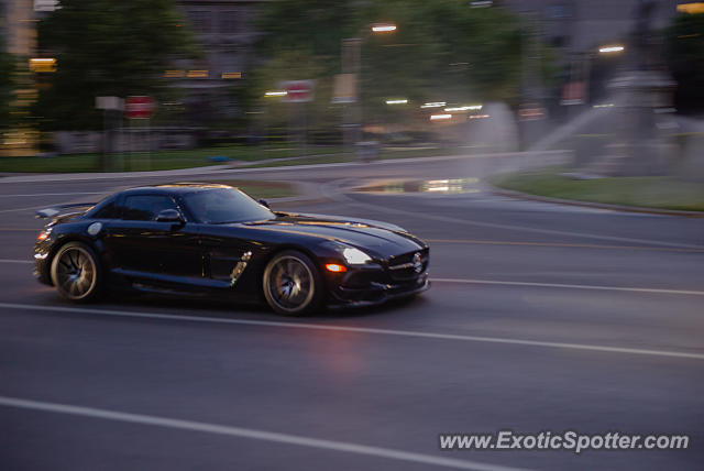 Mercedes SLS AMG spotted in Toronto, Canada