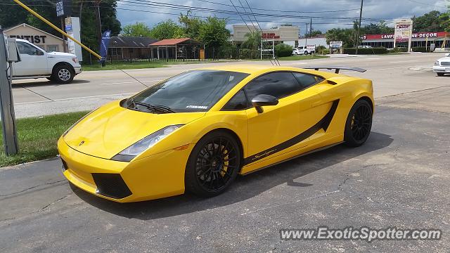 Lamborghini Gallardo spotted in Houston, Texas