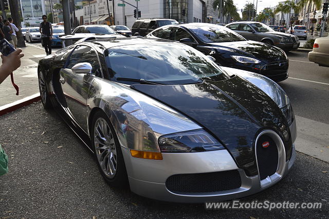 Bugatti Veyron spotted in Beverly Hills, United States