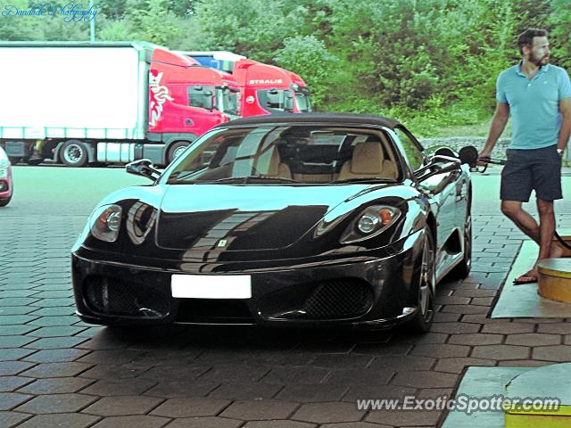 Ferrari F430 spotted in Motorway, United Kingdom