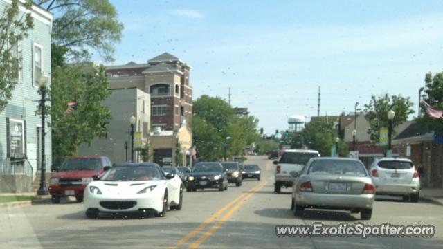 Lotus Evora spotted in Downers Grove, Illinois